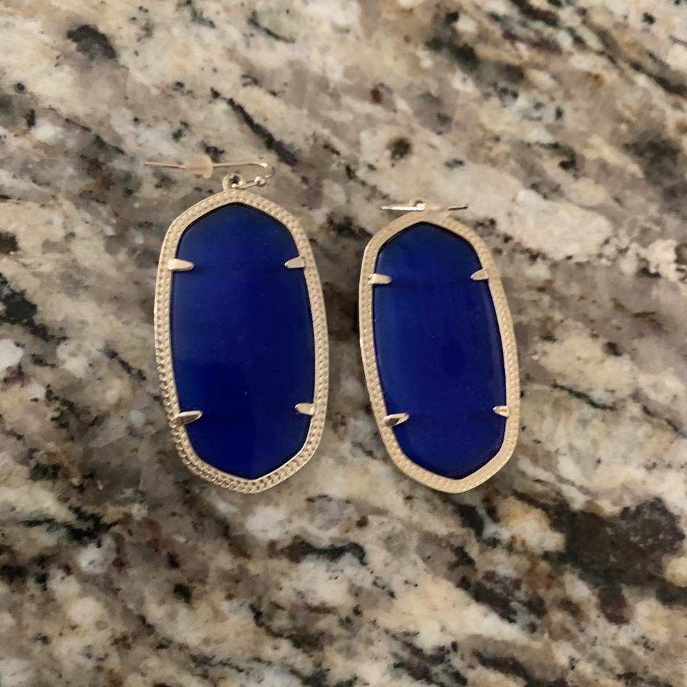Danielle Kendra Scott Earrings